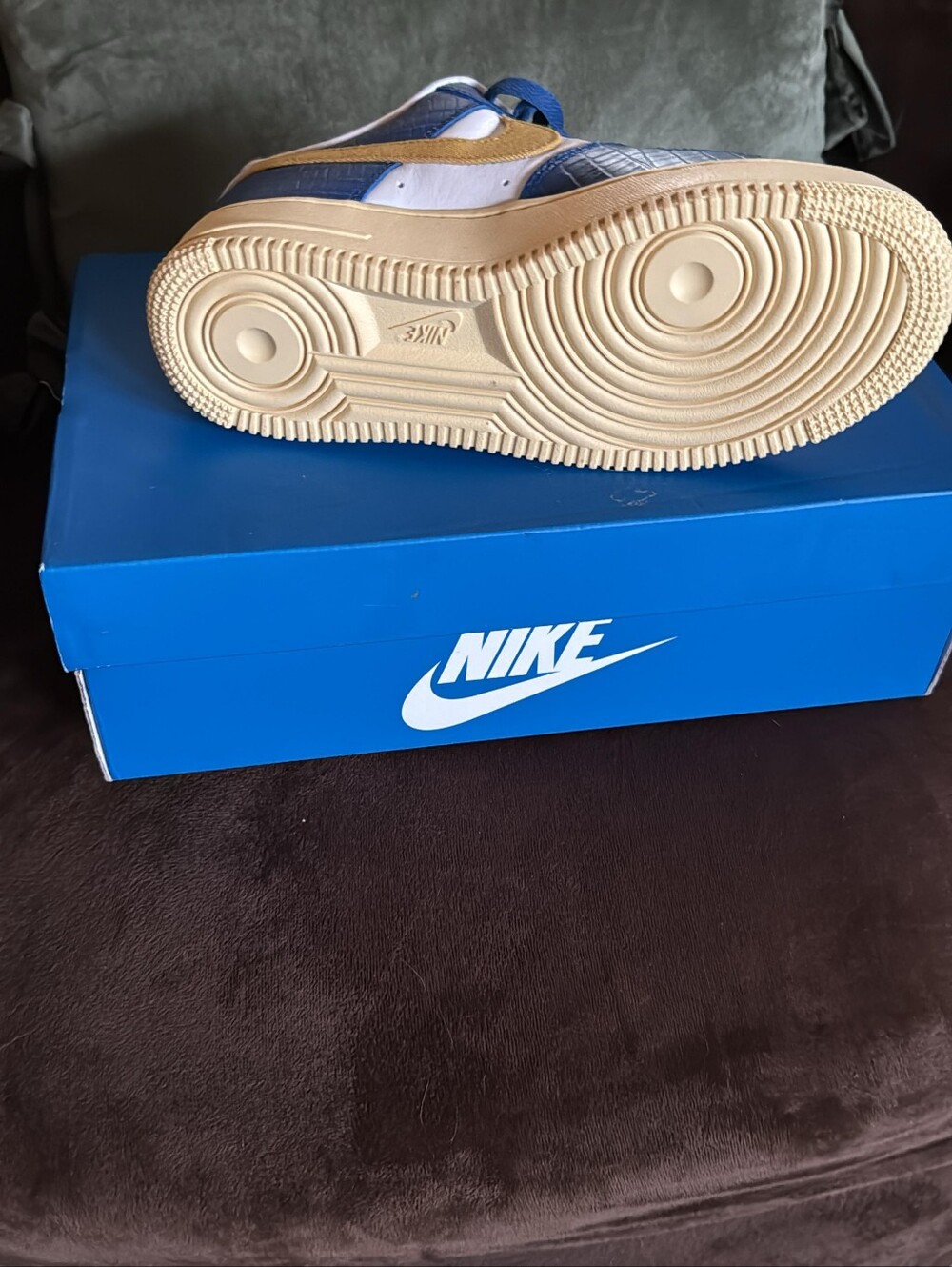 Nike Men’s Low-Top Sneakers - Blue, White & Tan Sole